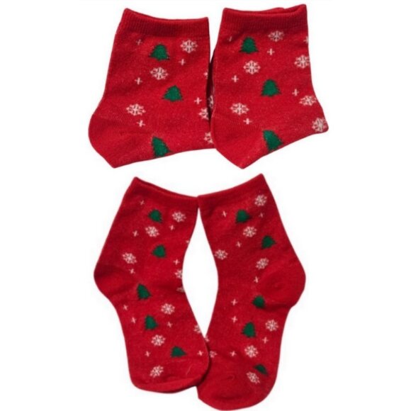 3 Pc. Christmas-Themed Large Gift Bag 1 Pair Socks Plastic Tumbler Gift Set NEW - Picture 4 of 16